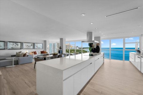 Condo in Key Biscayne, Florida, 3 bedrooms  № 1888854 - photo 13
