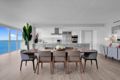 Condo in Key Biscayne, Florida, 3 bedrooms  № 1888854 - photo 11
