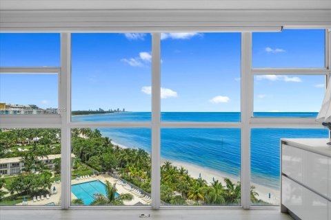 Condo in Key Biscayne, Florida, 3 bedrooms  № 1888854 - photo 3