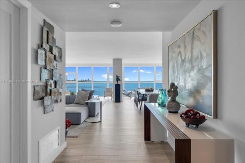 Condo in Key Biscayne, Florida, 3 bedrooms  № 1888854 - photo 18