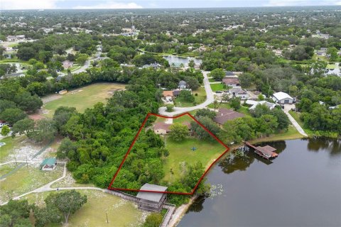 House in Deltona, Florida 3 bedrooms, 133.41 sq.m. № 1844227 - photo 20
