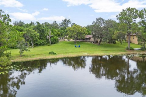 House in Deltona, Florida 3 bedrooms, 133.41 sq.m. № 1844227 - photo 23