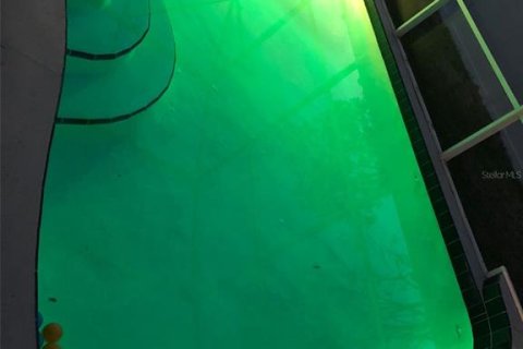 Casa en alquiler en Kissimmee, Florida, 4 dormitorios, 177.44 m2 № 1421060 - foto 25