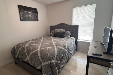 Casa en alquiler en Kissimmee, Florida, 4 dormitorios, 177.44 m2 № 1421060 - foto 19