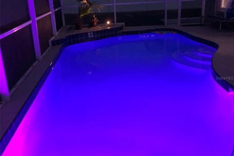 Casa en alquiler en Kissimmee, Florida, 4 dormitorios, 177.44 m2 № 1421060 - foto 24