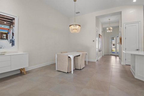 Villa ou maison à vendre à Lakeland, Floride: 2 chambres, 166.11 m2 № 2106256 - photo 14