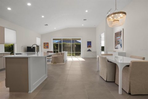 Villa ou maison à vendre à Lakeland, Floride: 2 chambres, 166.11 m2 № 2106256 - photo 10