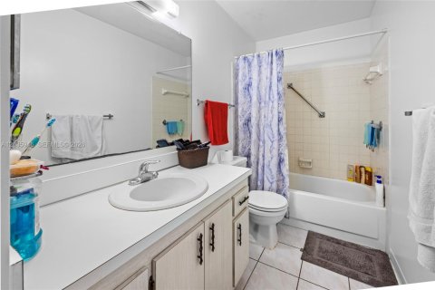 Copropriété à vendre à Greenacres, Floride: 2 chambres, 85.28 m2 № 2084234 - photo 12