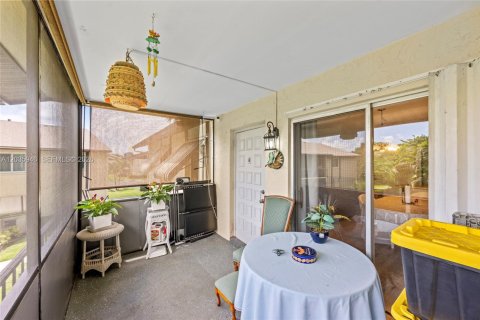 Copropriété à vendre à Greenacres, Floride: 2 chambres, 85.28 m2 № 2084234 - photo 19