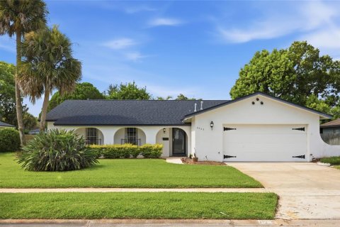 House in Winter Park, Florida 3 bedrooms, 161.37 sq.m. № 2210734