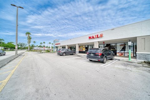 Commercial property in Miami, Florida № 1874936 - photo 25