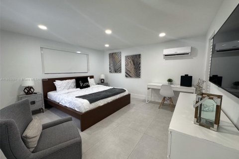 Villa ou maison à louer à Cutler Bay, Floride: 5 chambres, 192.21 m2 № 1977453 - photo 15