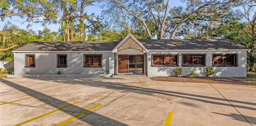 Immobilier commercial à Sanford, Floride 189.24 m2 № 1559274
