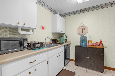 Propiedad comercial en alquiler en Sanford, Florida, 189.24 m2 № 1559274 - foto 24