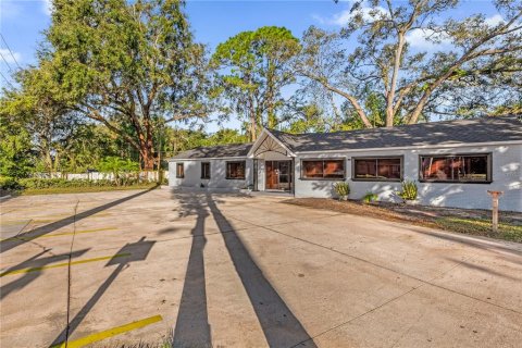 Propiedad comercial en alquiler en Sanford, Florida, 189.24 m2 № 1559274 - foto 4