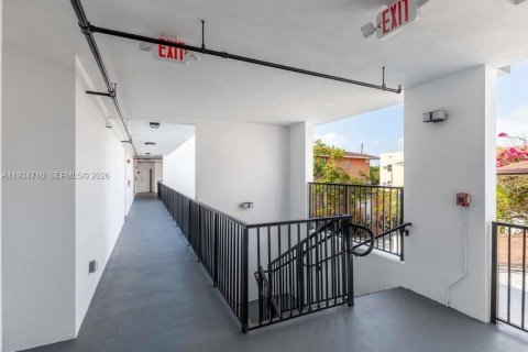 Appartement à louer à Miami, Floride: 2 chambres № 1993303 - photo 30