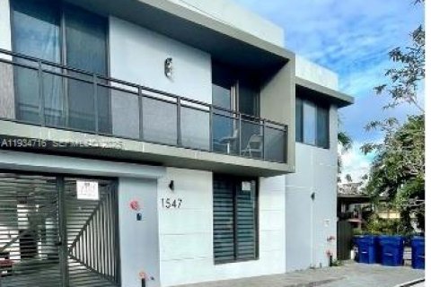 Appartement à Miami, Floride 2 chambres № 1993303