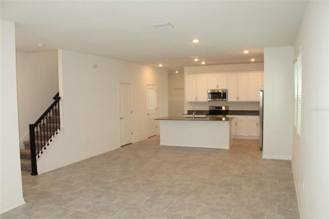 House in Apopka, Florida 3 bedrooms, 198.07 sq.m. № 2207009 - photo 10