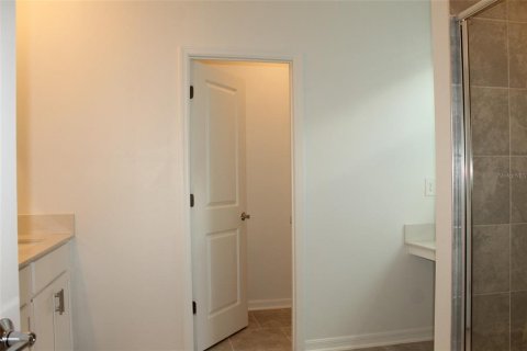House in Apopka, Florida 3 bedrooms, 198.07 sq.m. № 2207009 - photo 17