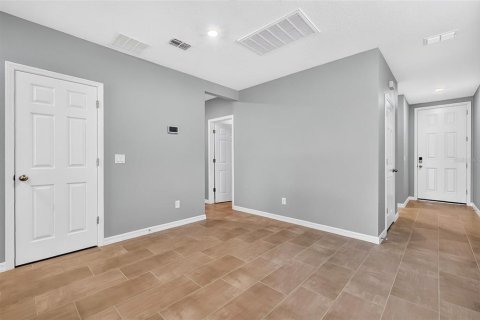 Casa en venta en Leesburg, Florida, 3 dormitorios, 137.87 m2 № 2381265 - foto 17