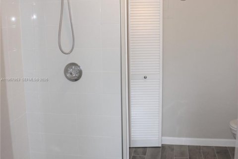 Casa en alquiler en Hollywood, Florida, 3 dormitorios, 128.76 m2 № 2031214 - foto 11