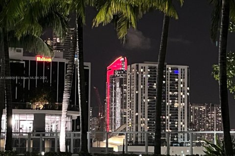 Condominio en venta en Miami, Florida, 2 dormitorios, 115.11 m2 № 1932280 - foto 25