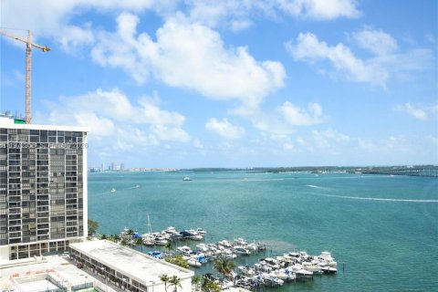 Condo in Miami, Florida, 1 bedroom № 2090540