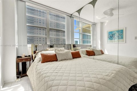 Copropriété à vendre à Sunny Isles Beach, Floride: 1 chambre, 87.61 m2 № 2049026 - photo 13