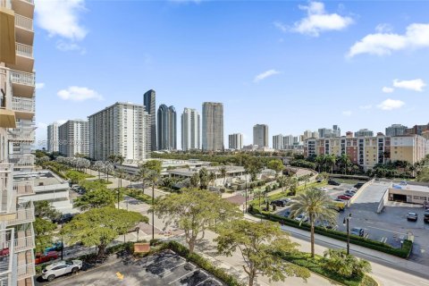 Copropriété à vendre à Sunny Isles Beach, Floride: 1 chambre, 87.61 m2 № 2049026 - photo 22