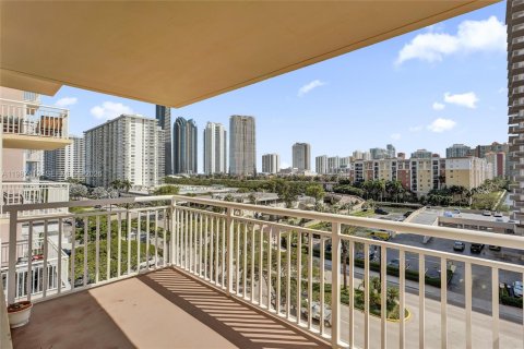 Copropriété à vendre à Sunny Isles Beach, Floride: 1 chambre, 87.61 m2 № 2049026 - photo 23