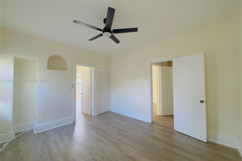 Apartment in Fort Lauderdale, Florida 2 bedrooms, 95.5 sq.m. № 1987829