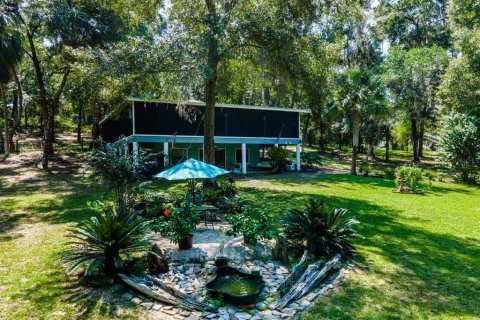 House in Fort MC Coy, Florida 4 bedrooms, 285.4 sq.m. № 1381197 - photo 1