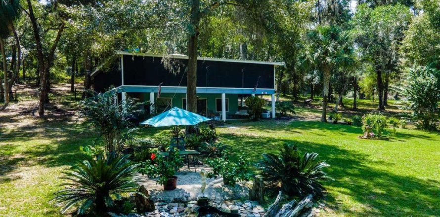 House in Fort MC Coy, Florida 4 bedrooms, 285.4 sq.m. № 1381197
