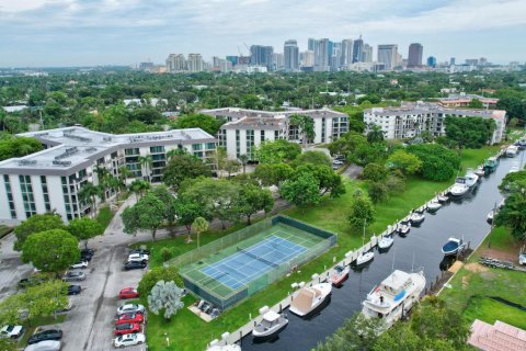Condominio en venta en Fort Lauderdale, Florida, 2 dormitorios, 103.12 m2 № 2191616 - foto 2