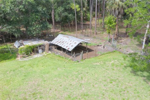 House in Punta Gorda, Florida 3 bedrooms, 130.06 sq.m. № 1846318 - photo 20