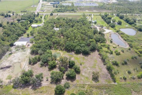 House in Punta Gorda, Florida 3 bedrooms, 130.06 sq.m. № 1846318 - photo 26