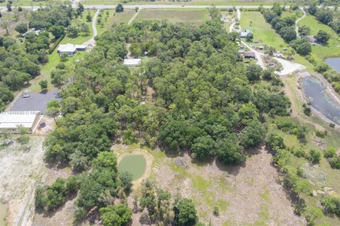 House in Punta Gorda, Florida 3 bedrooms, 130.06 sq.m. № 1846318 - photo 27