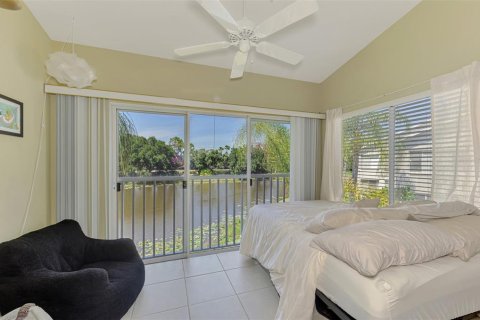 Condo in Venice, Florida, 2 bedrooms  № 2166543 - photo 24