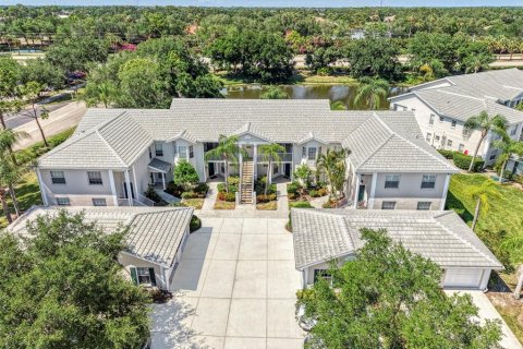 Condo in Venice, Florida, 2 bedrooms  № 2166543 - photo 3