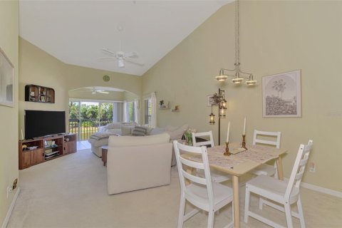Condo in Venice, Florida, 2 bedrooms  № 2166543 - photo 20