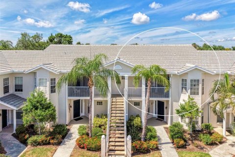 Condo in Venice, Florida, 2 bedrooms  № 2166543 - photo 2