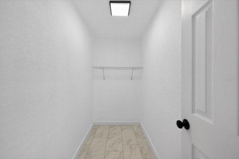 Villa ou maison à vendre à Tampa, Floride: 5 chambres, 175.59 m2 № 2091748 - photo 16