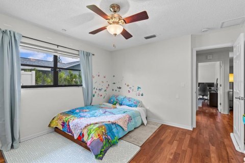 House in Tarpon Springs, Florida 3 bedrooms, 183.2 sq.m. № 1902156 - photo 30