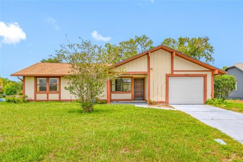 Casa en Weeki Wachee, Florida 2 dormitorios, 100.33 m2 № 2102513