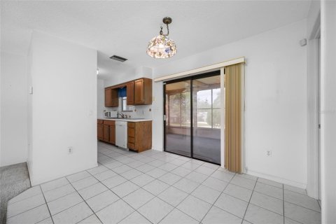 Casa en venta en Weeki Wachee, Florida, 2 dormitorios, 100.33 m2 № 2102513 - foto 2