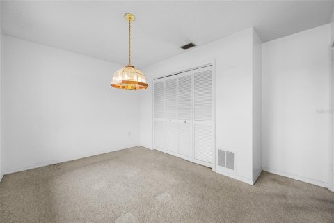Casa en venta en Weeki Wachee, Florida, 2 dormitorios, 100.33 m2 № 2102513 - foto 27