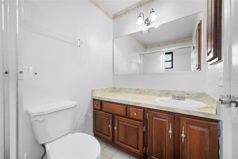 Casa en venta en Weeki Wachee, Florida, 2 dormitorios, 100.33 m2 № 2102513 - foto 17