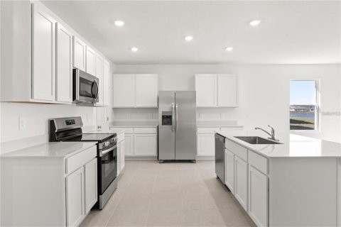 Villa ou maison à louer à Kissimmee, Floride: 5 chambres, 274.34 m2 № 2421803 - photo 11