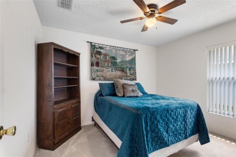 House in Davenport, Florida 4 bedrooms, 161 sq.m. № 1911319 - photo 28