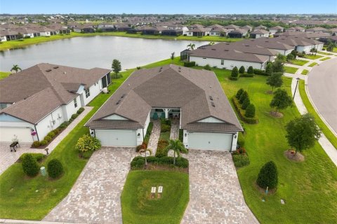 Casa en Parrish, Florida 2 dormitorios, 146.51 m2 № 2219860